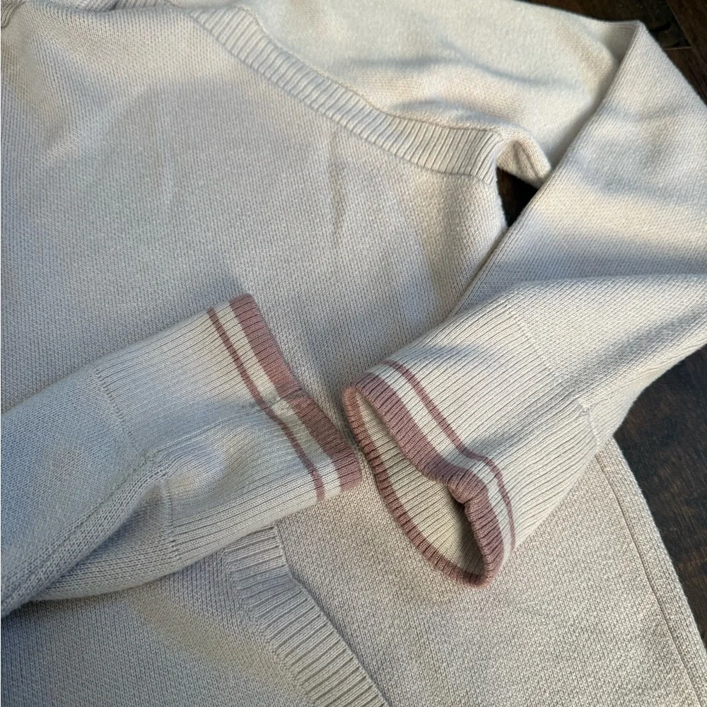Lululemon Soothe Away Hoodie - Picture 13 of 14